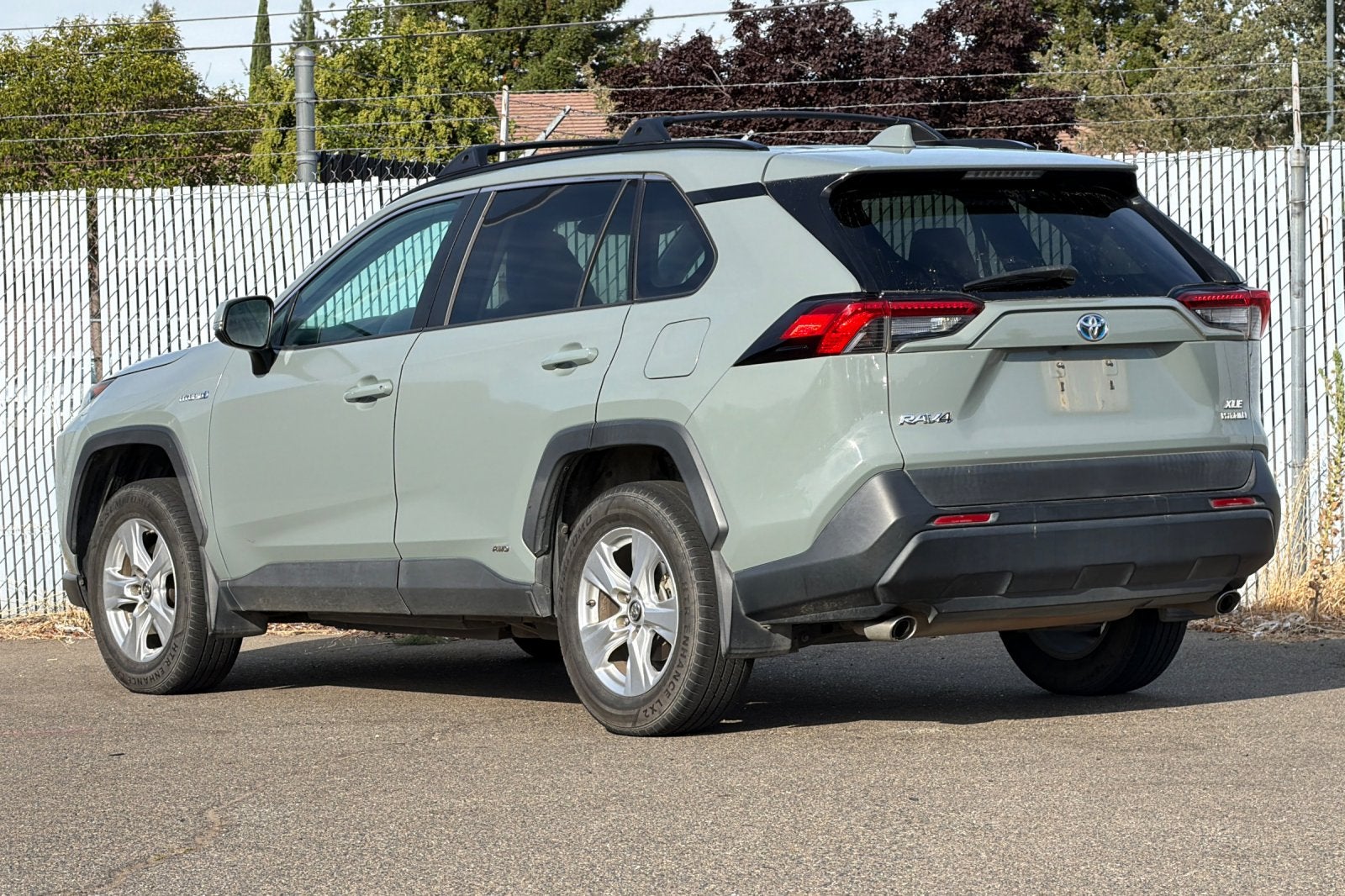 2019 Toyota RAV4 Hybrid XLE