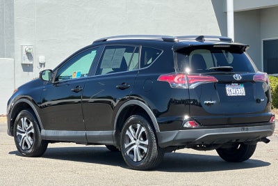 2017 Toyota RAV4 LE