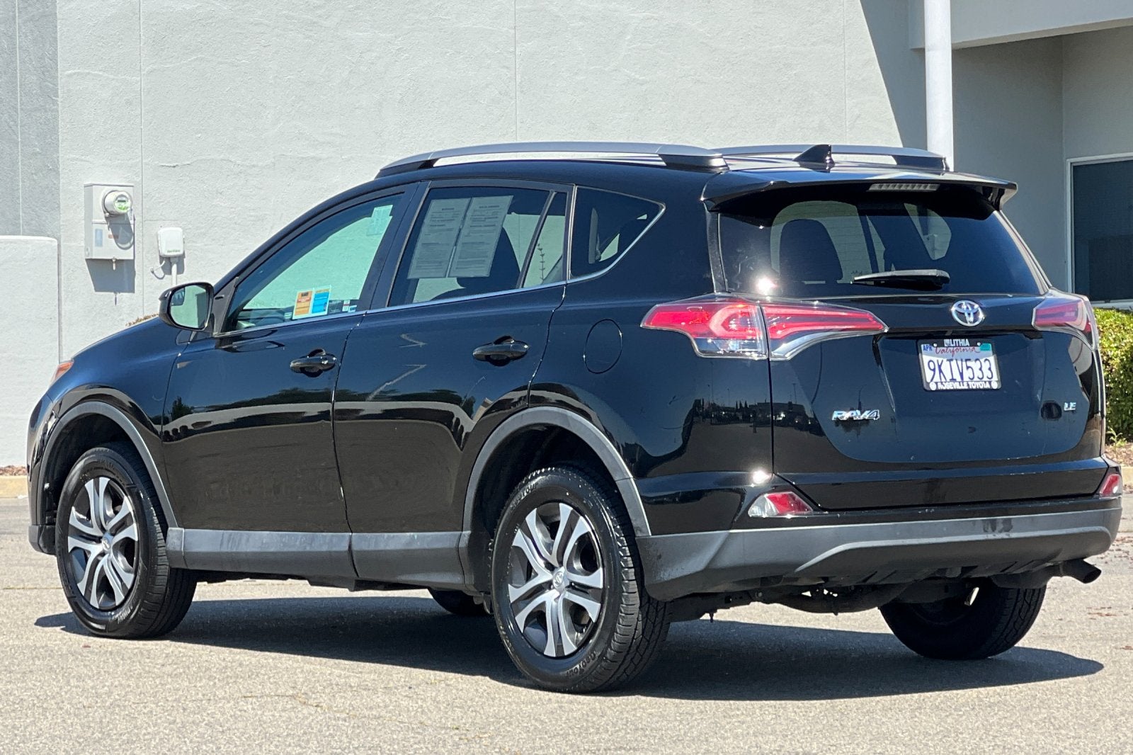 2017 Toyota RAV4 LE