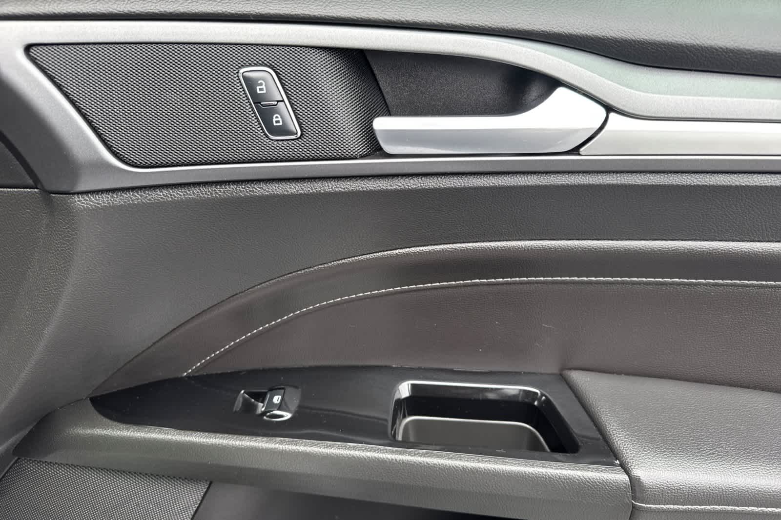 2016 Ford Fusion Energi Titanium