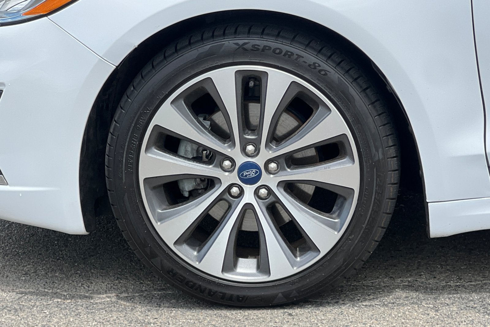 2020 Ford Fusion SE