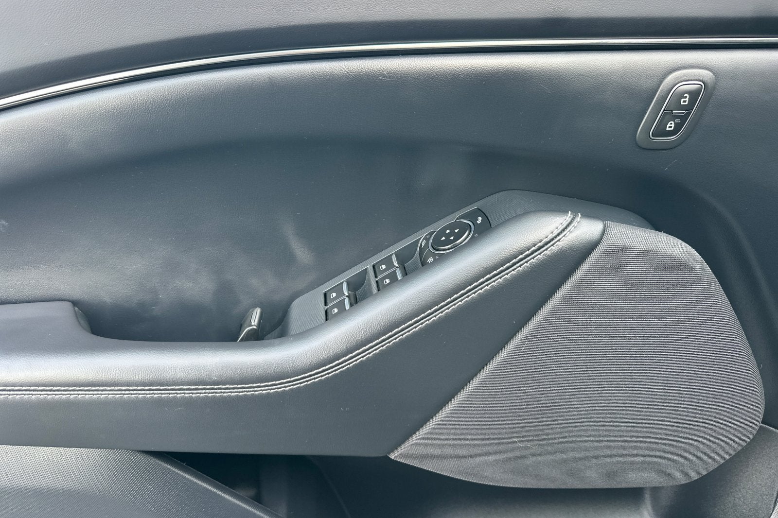 2024 Ford Mustang Mach-E Select