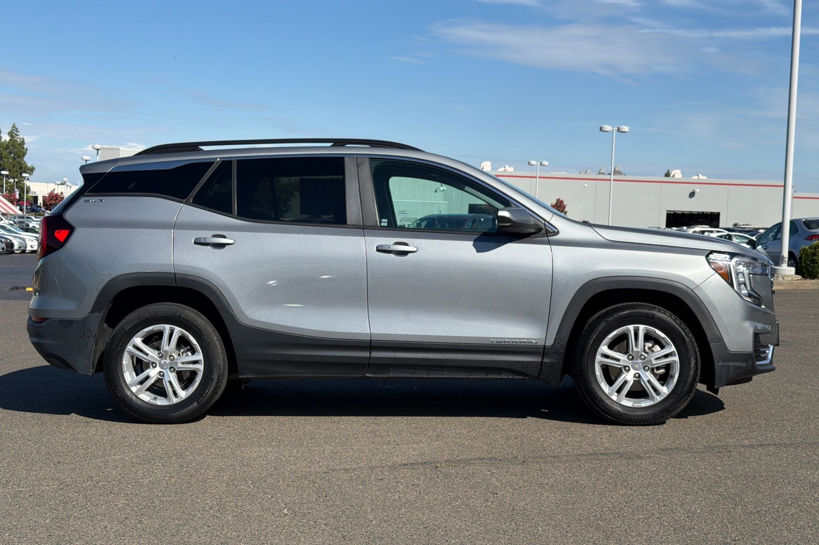 2023 GMC Terrain SLE