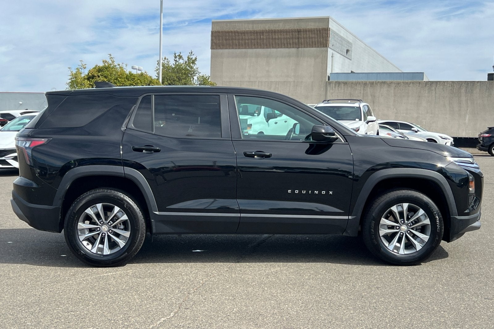 2025 Chevrolet Equinox AWD LT