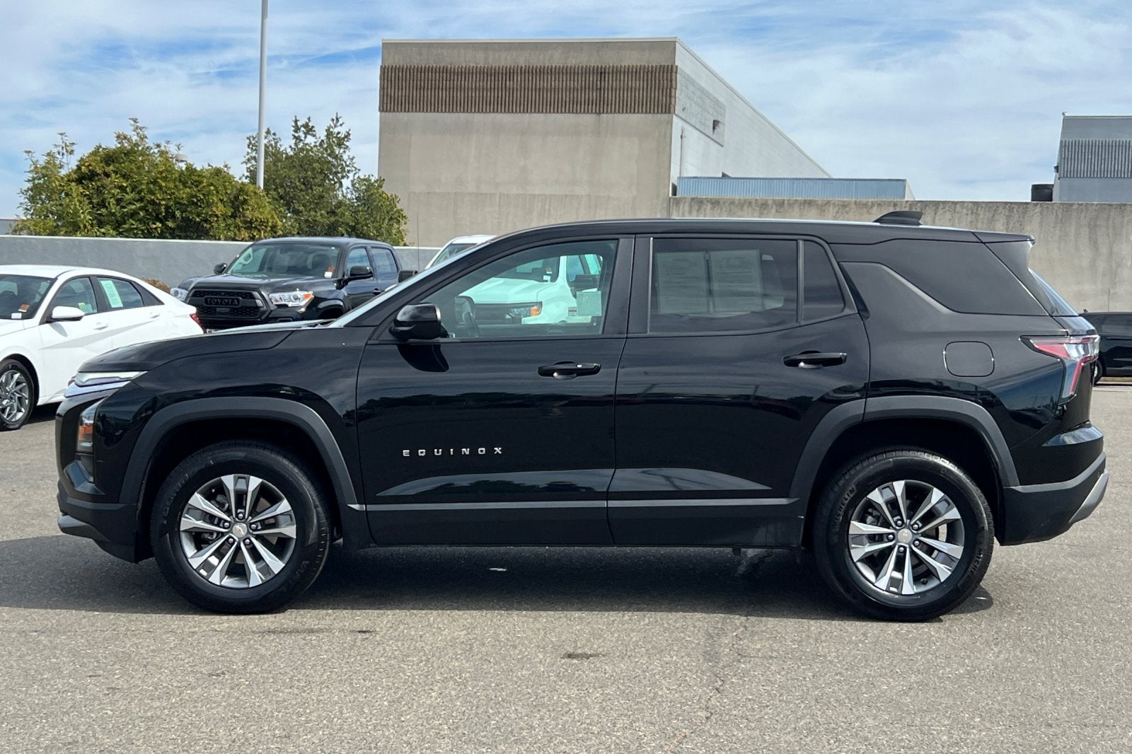 2025 Chevrolet Equinox AWD LT