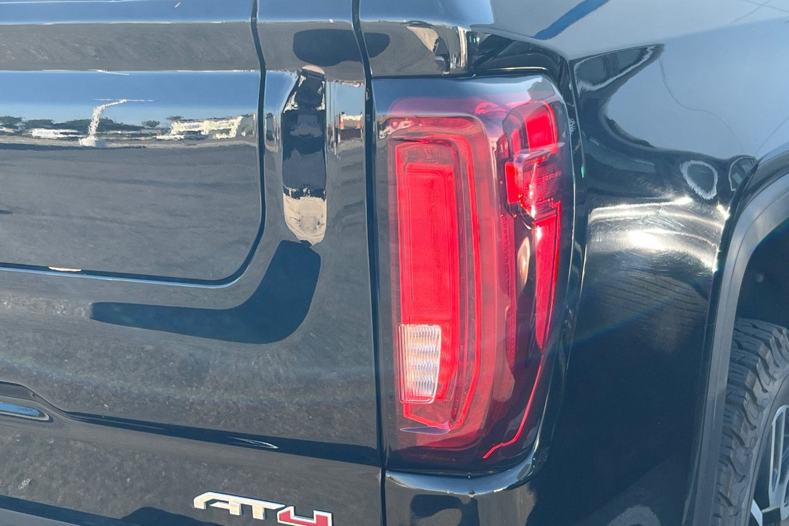 2021 GMC Sierra 1500 AT4