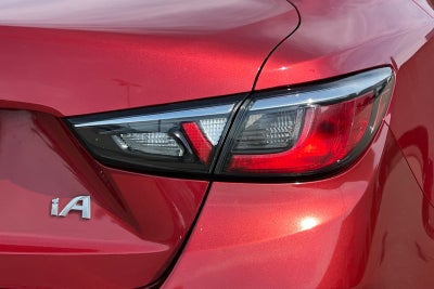 2018 Toyota Yaris iA Base