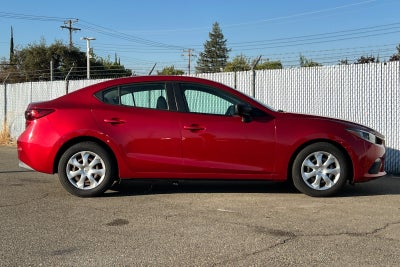 2015 Mazda Mazda3 i Sport