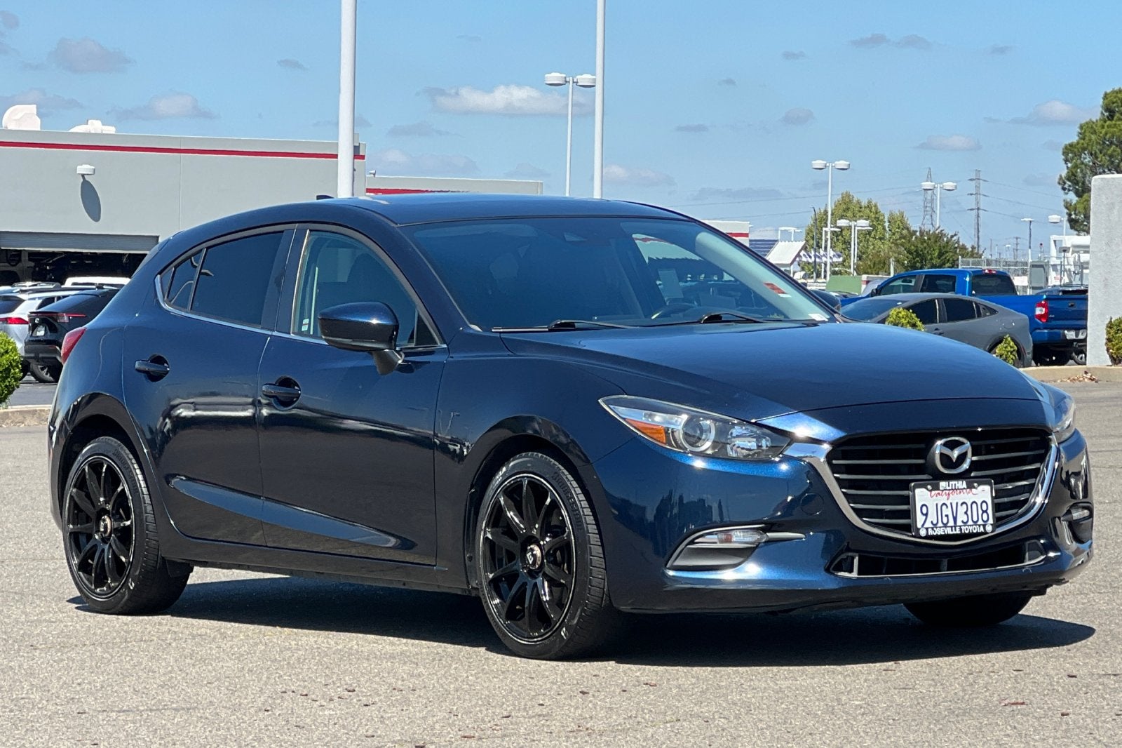 2018 Mazda Mazda3 5-Door Touring