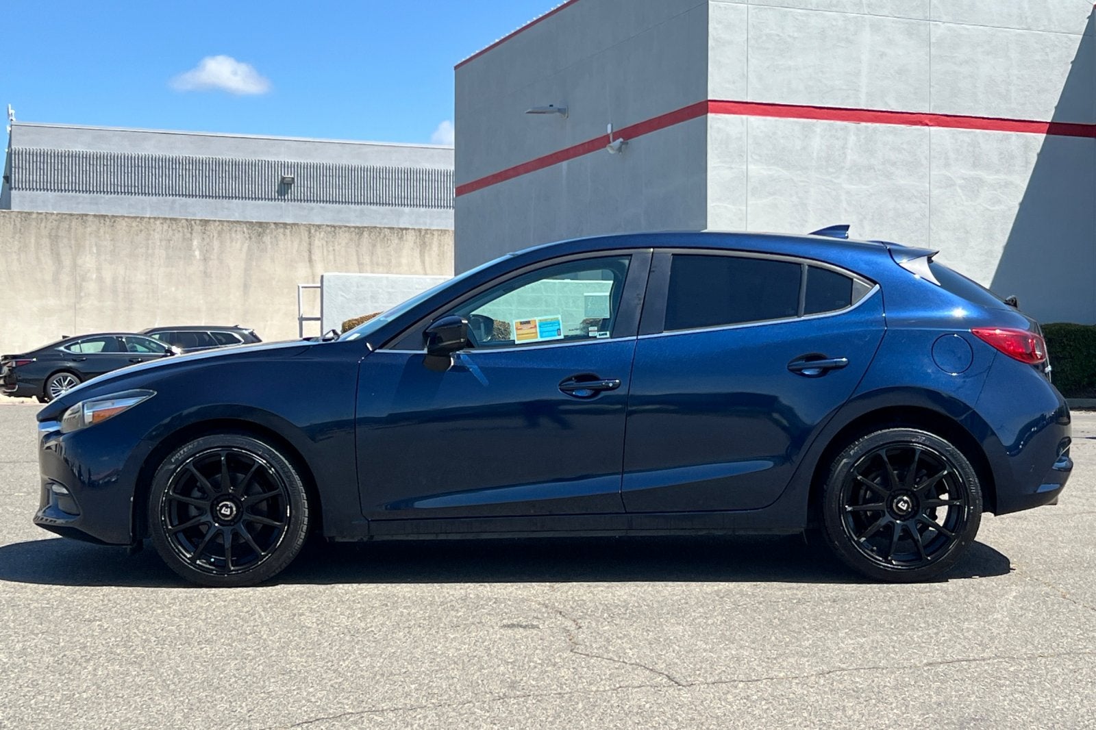 2018 Mazda Mazda3 5-Door Touring