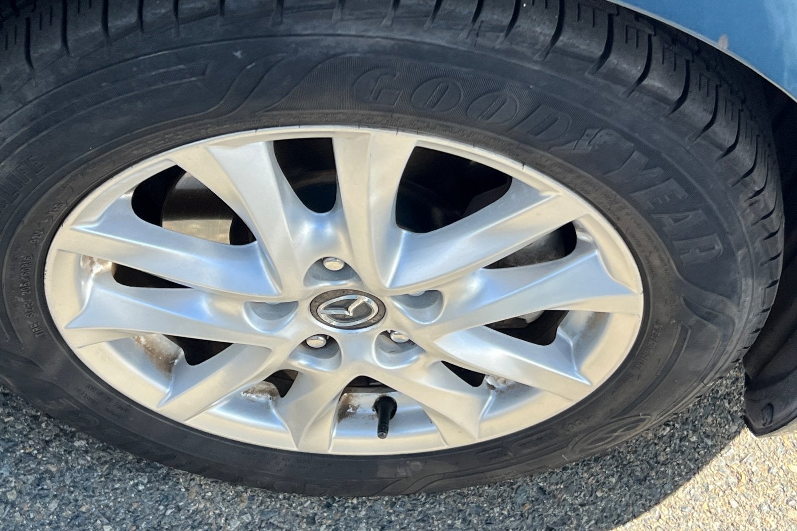 2017 Mazda Mazda3 4-Door Sport