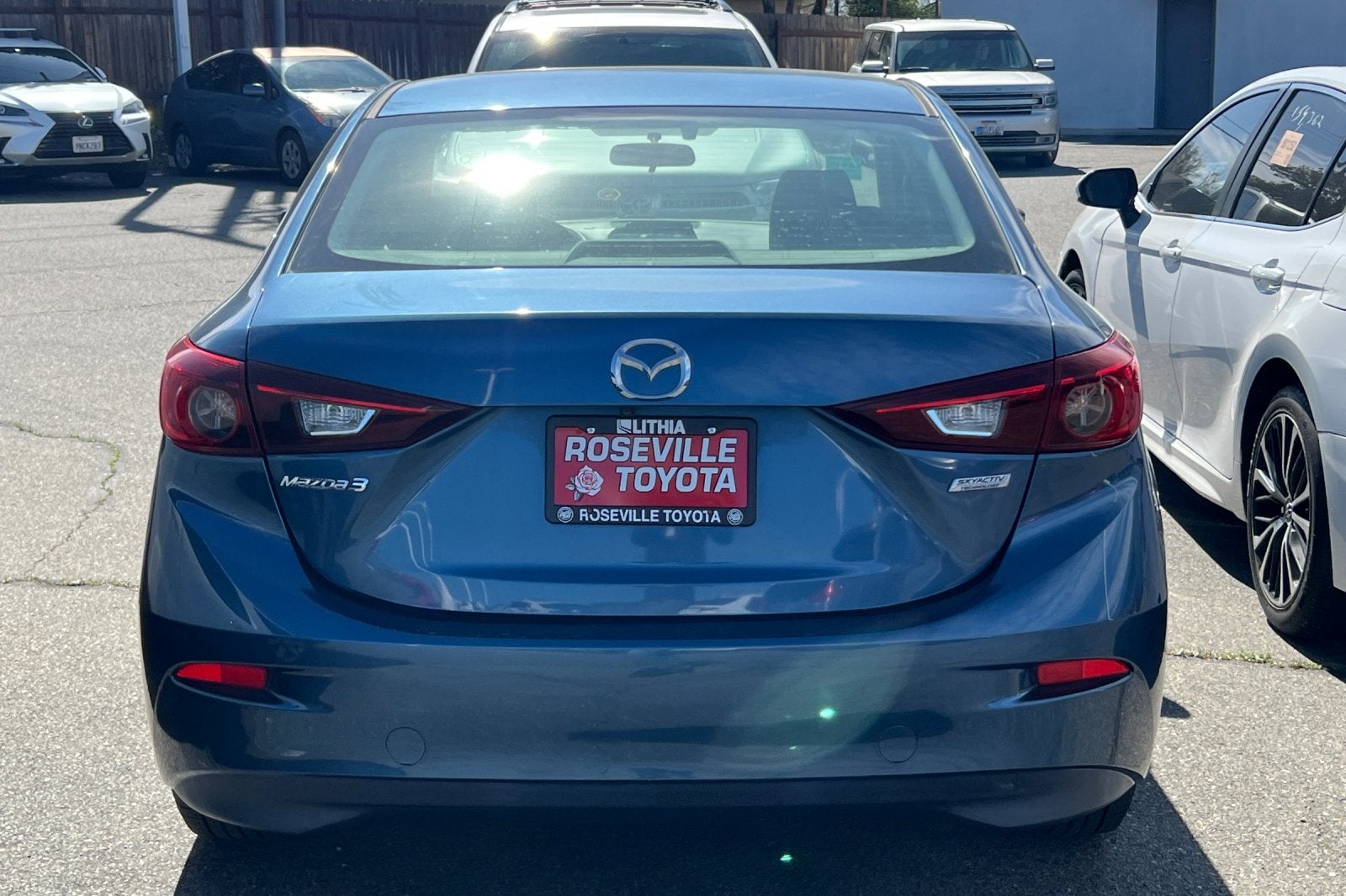 2017 Mazda Mazda3 4-Door Sport