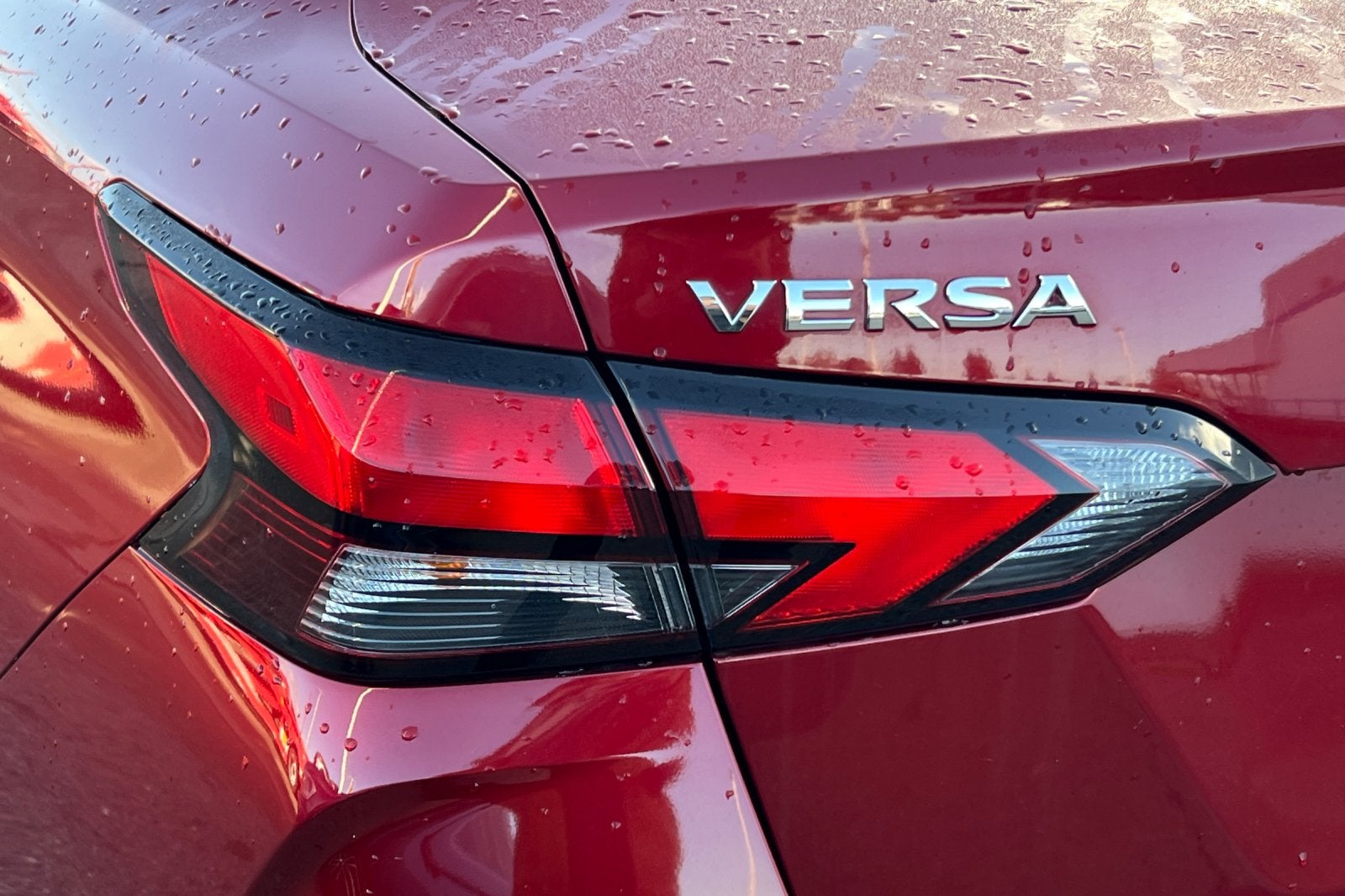 2020 Nissan Versa SV