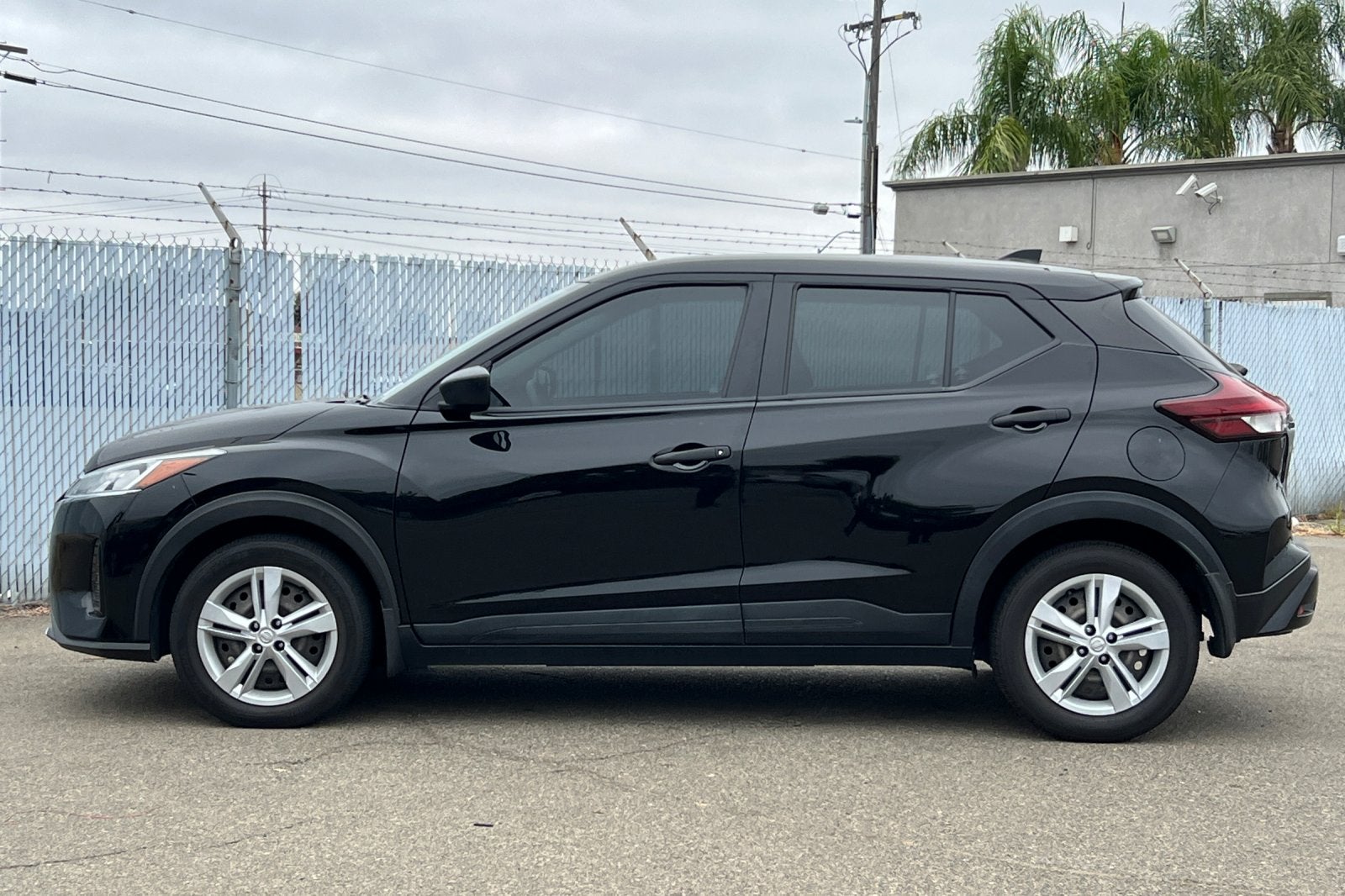 2022 Nissan Kicks S