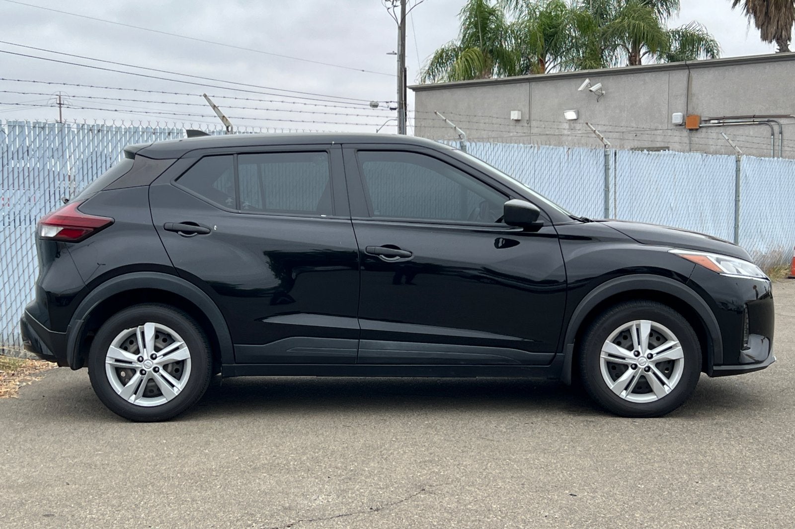 2022 Nissan Kicks S