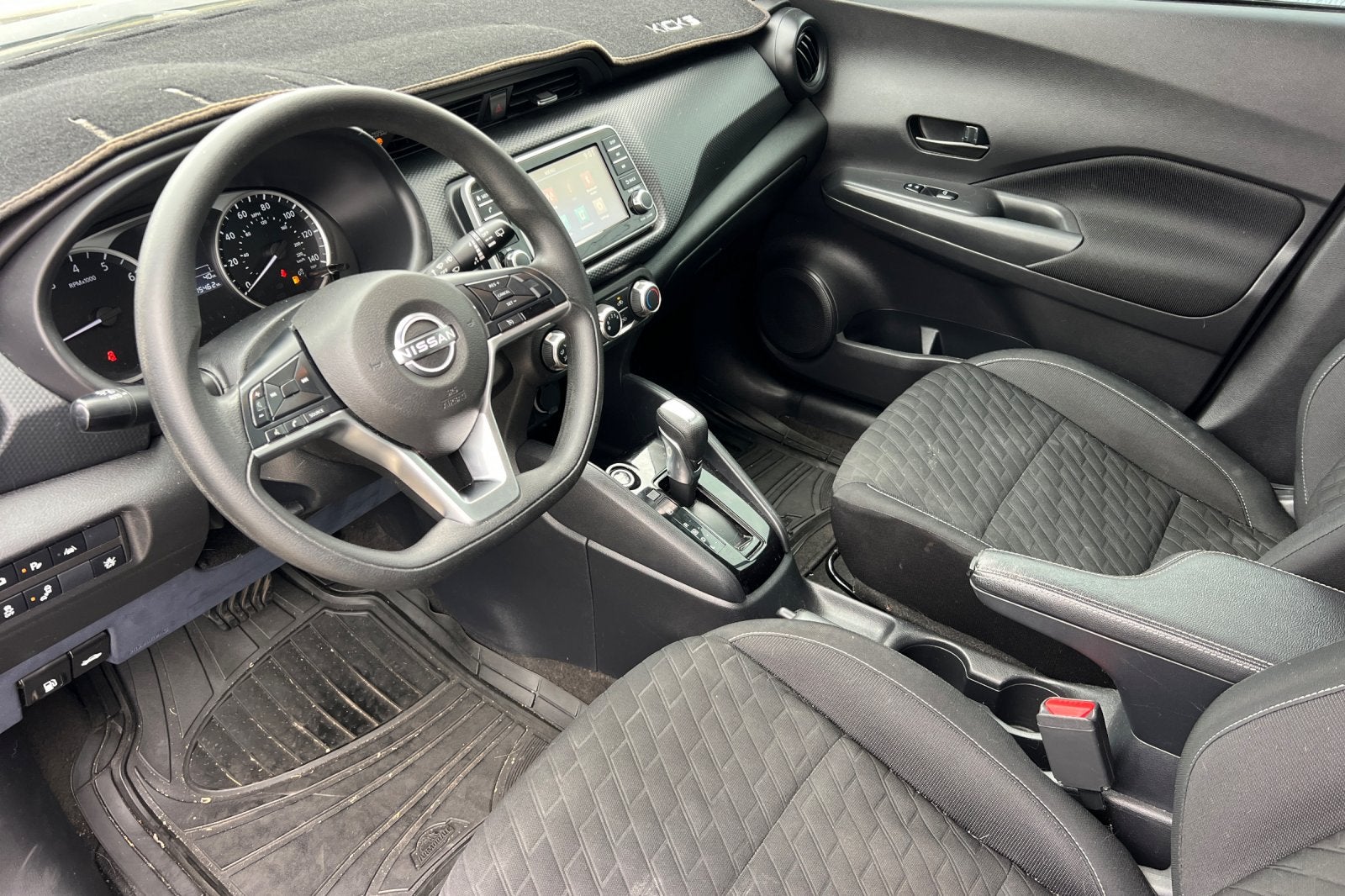 2022 Nissan Kicks S