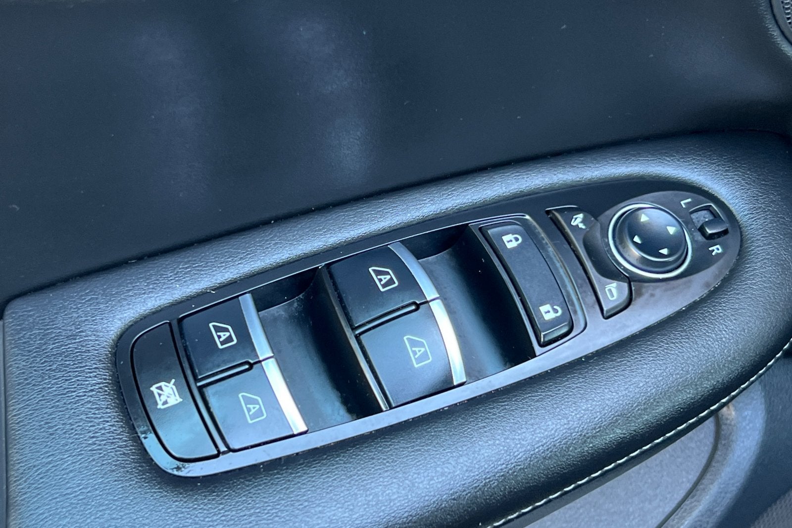 2022 INFINITI QX50 LUXE