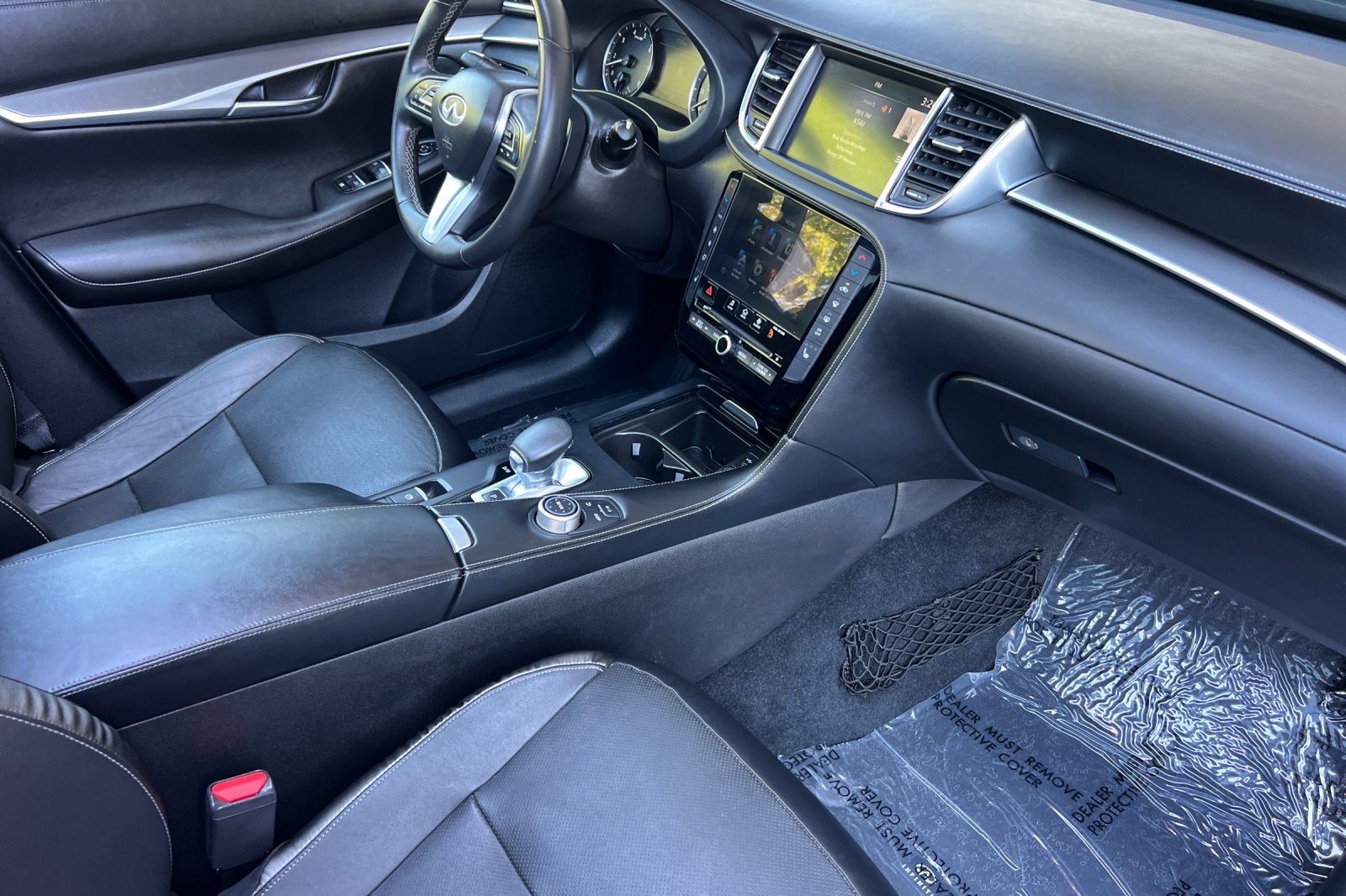 2022 INFINITI QX50 LUXE