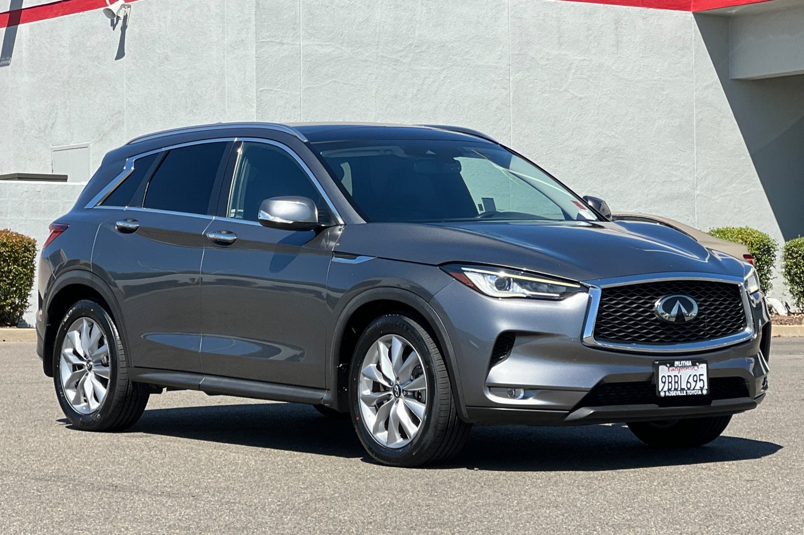 2022 INFINITI QX50 LUXE
