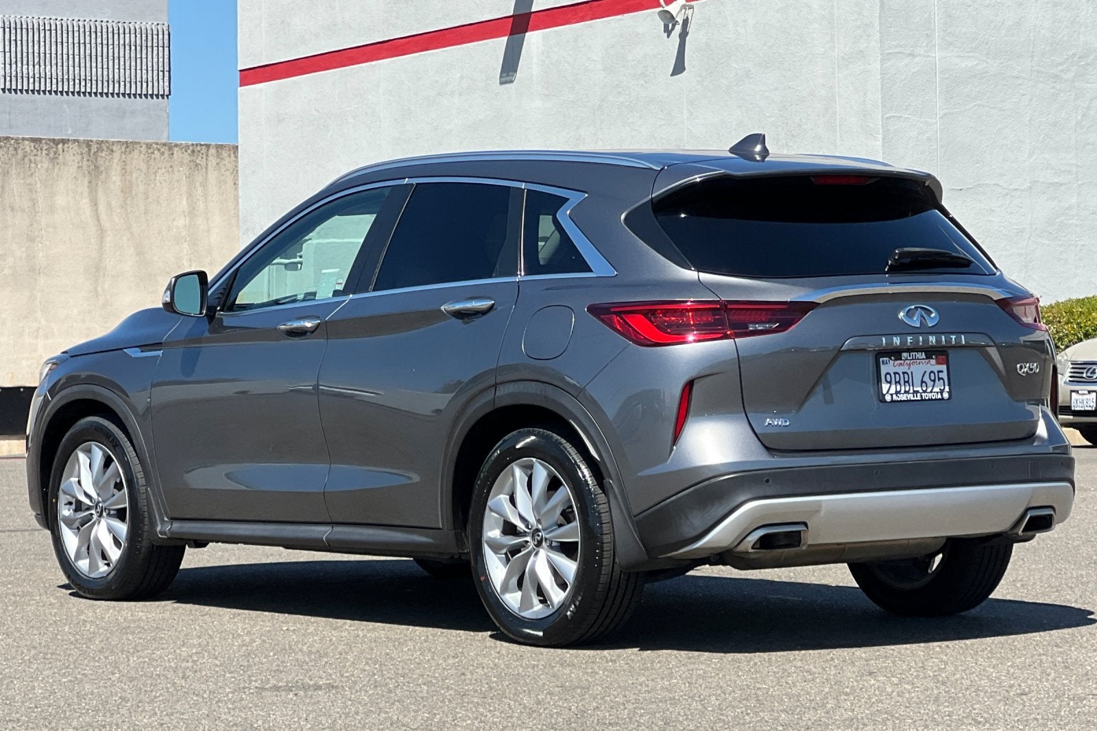 2022 INFINITI QX50 LUXE