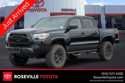 2022 Toyota Tacoma SR