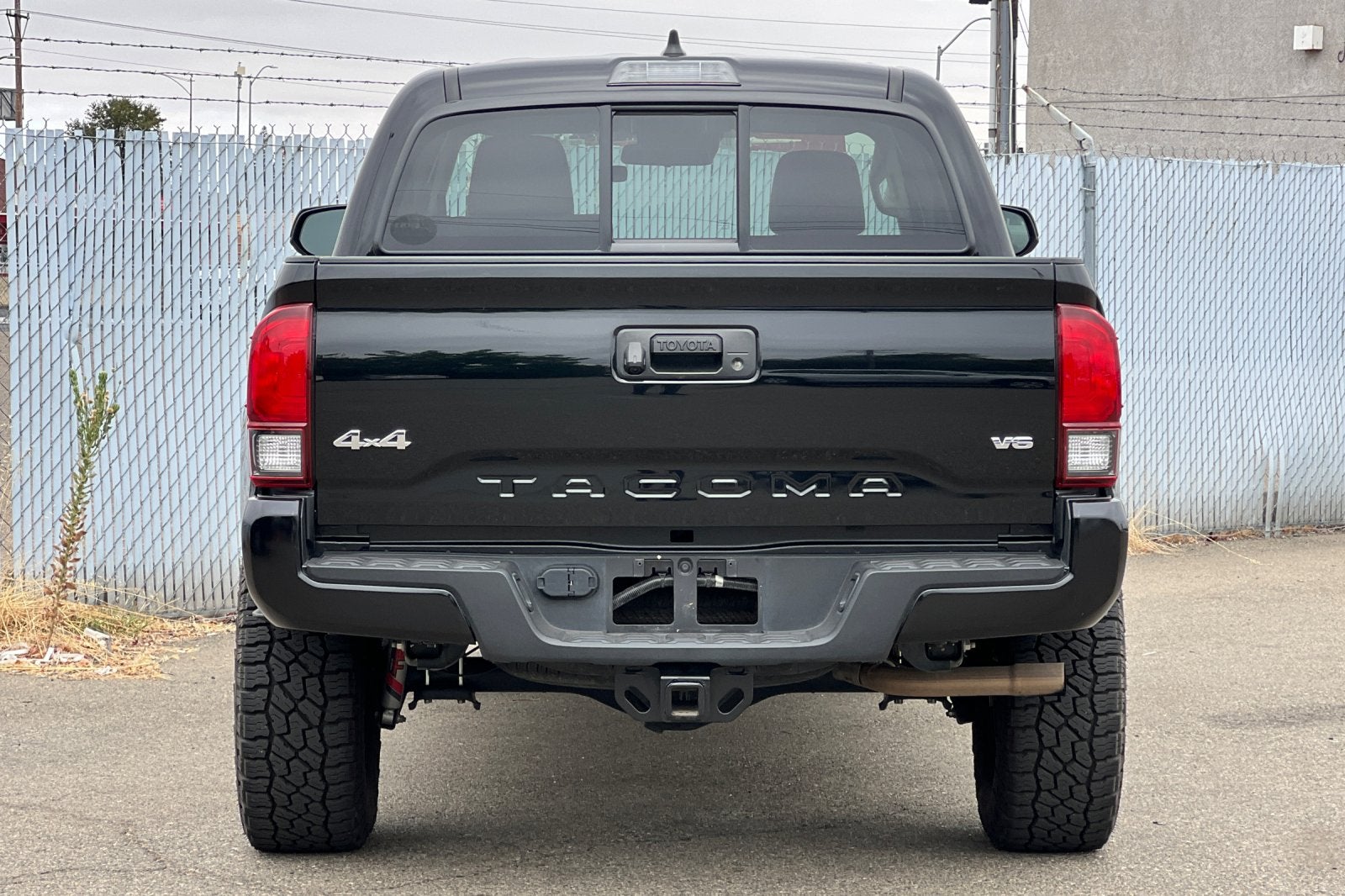 2022 Toyota Tacoma SR