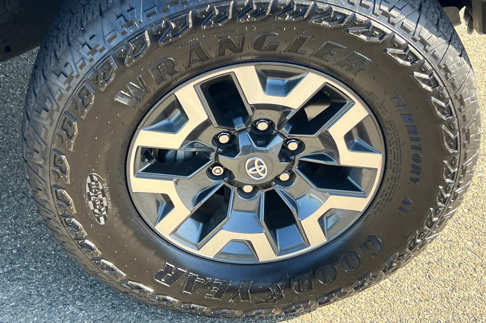 2023 Toyota Tacoma TRD Off Road