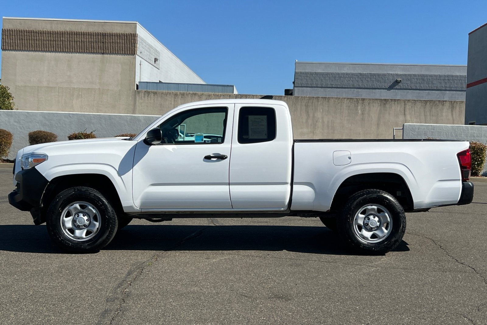2022 Toyota Tacoma SR