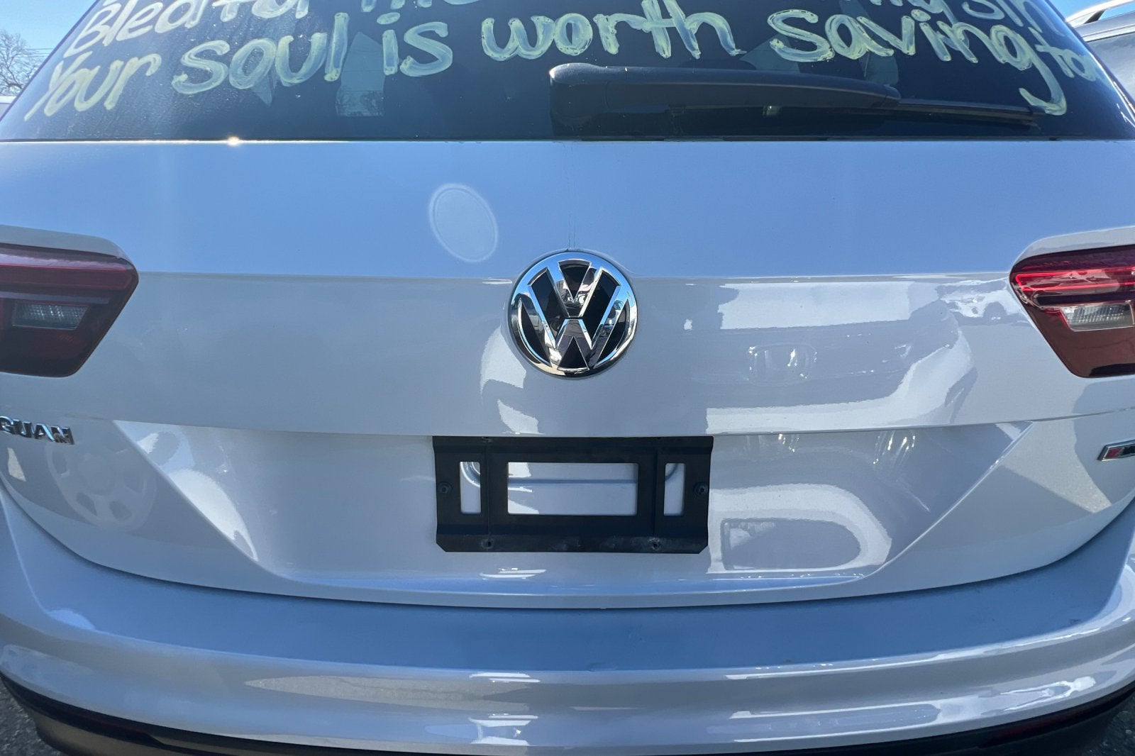 2018 Volkswagen Tiguan S