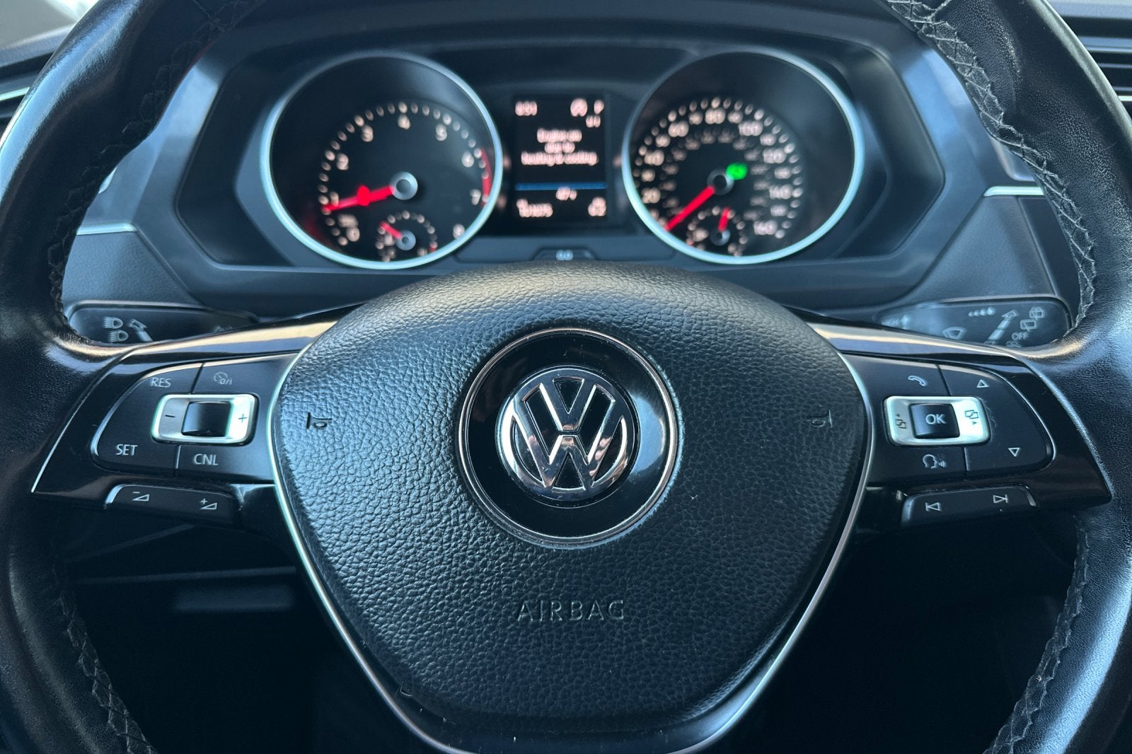 2018 Volkswagen Tiguan SE