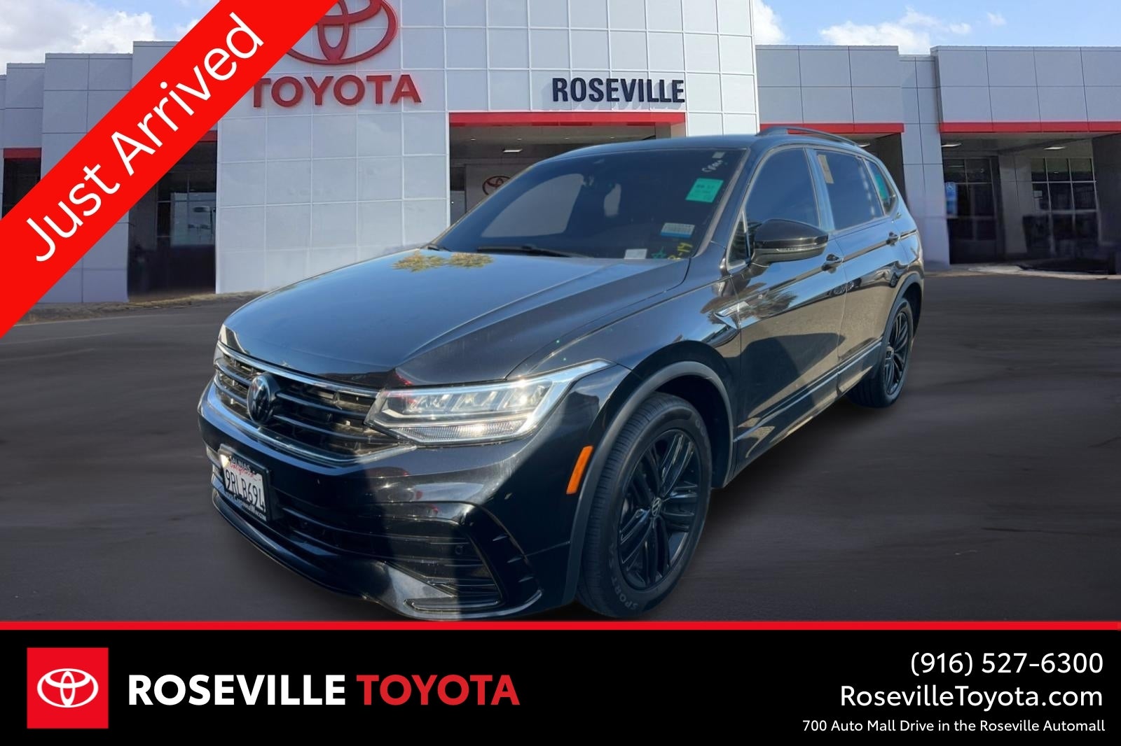 2022 Volkswagen Tiguan 2.0T SE R-Line Black's photo