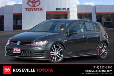 2017 Volkswagen Golf GTI Sport