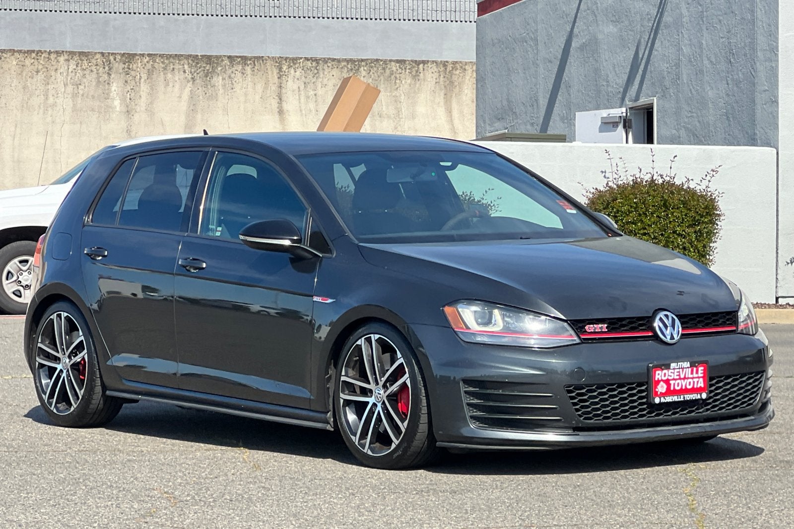 2017 Volkswagen Golf GTI Sport