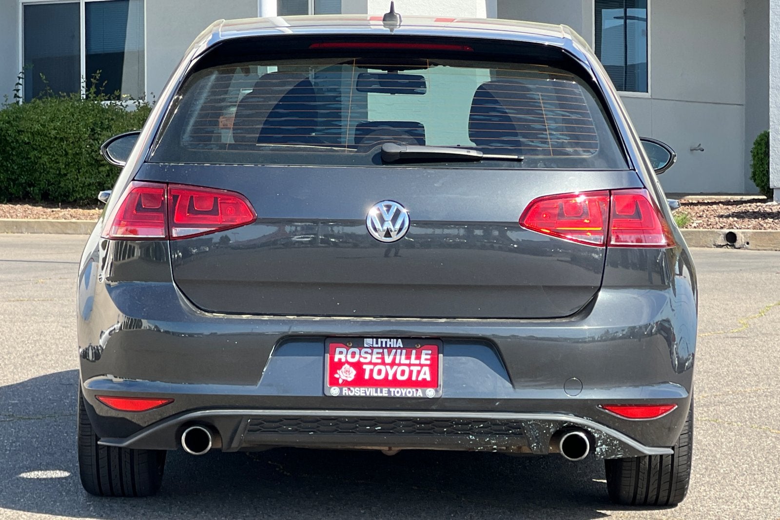 2017 Volkswagen Golf GTI Sport