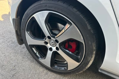 2017 Volkswagen Golf GTI SE