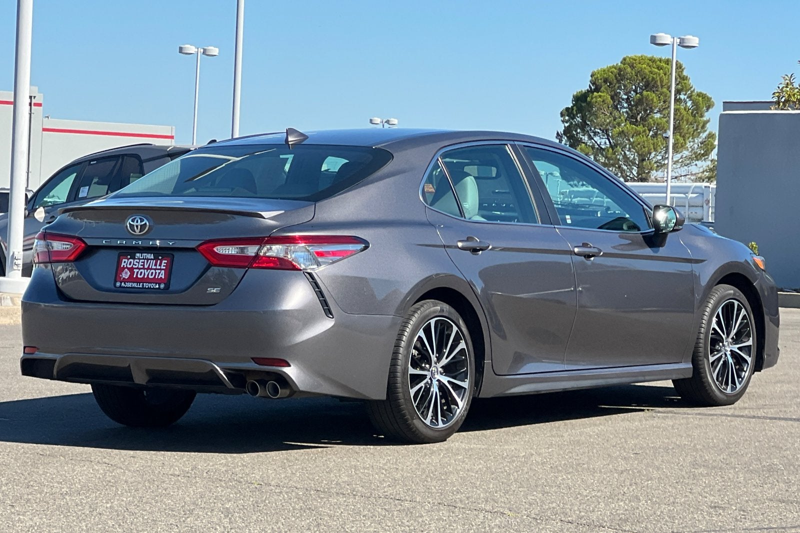 2019 Toyota Camry SE