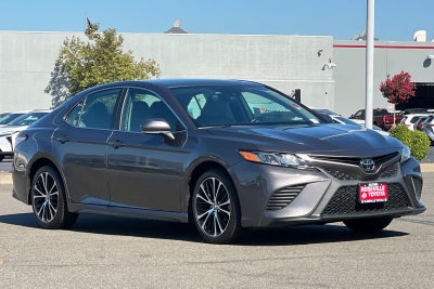 2019 Toyota Camry SE