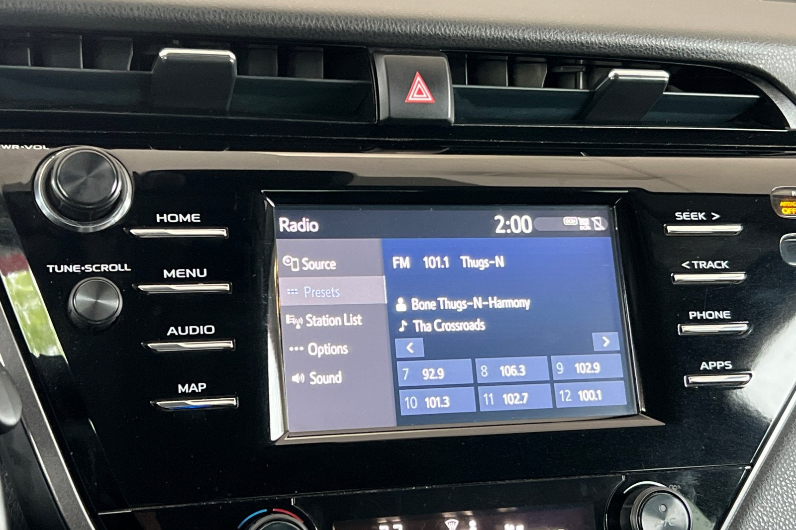 2019 Toyota Camry SE