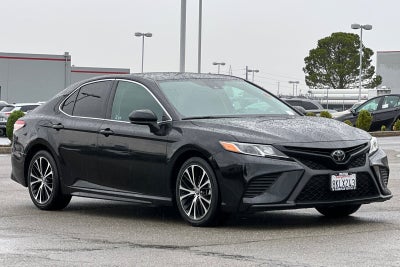 2019 Toyota Camry SE