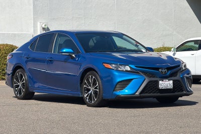 2019 Toyota Camry SE