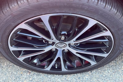 2019 Toyota Camry Hybrid SE