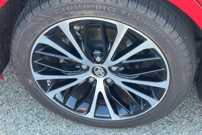 2019 Toyota Camry Hybrid SE