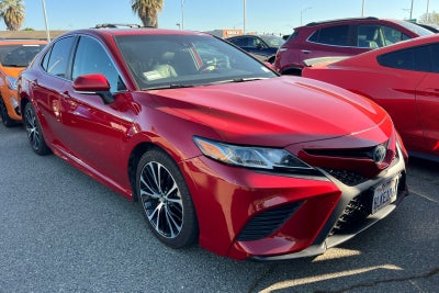 2019 Toyota Camry Hybrid SE