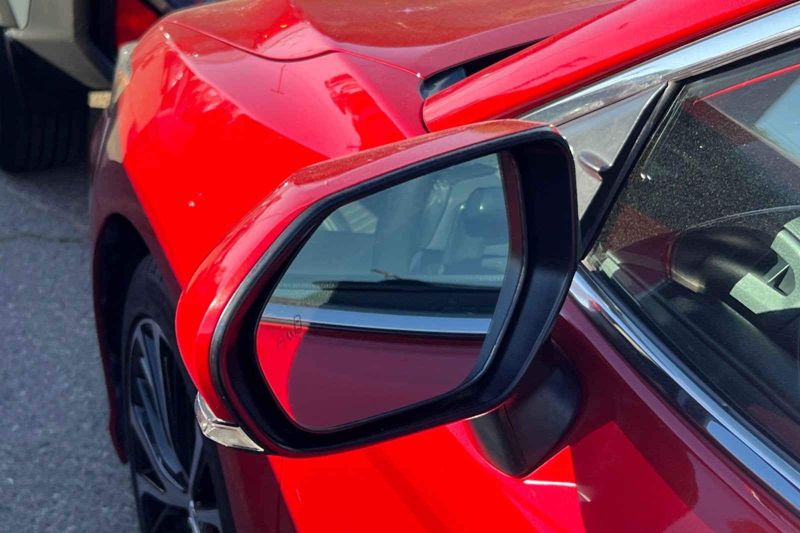 2019 Toyota Camry Hybrid SE