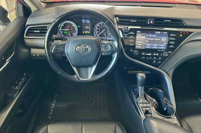 2019 Toyota Camry Hybrid SE