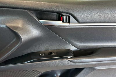 2019 Toyota Camry Hybrid SE