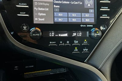 2019 Toyota Camry Hybrid SE