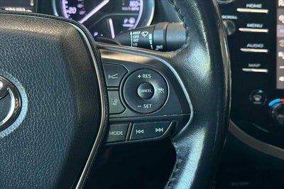 2019 Toyota Camry Hybrid SE