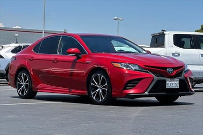 2019 Toyota Camry Hybrid SE