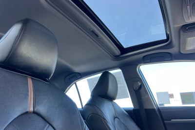 2019 Toyota Camry Hybrid XLE